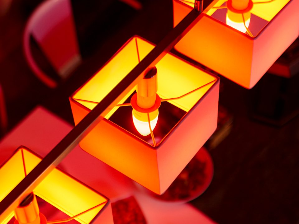 Bec LED lumânare B39 5.3W E14 RGB, Philips Hue